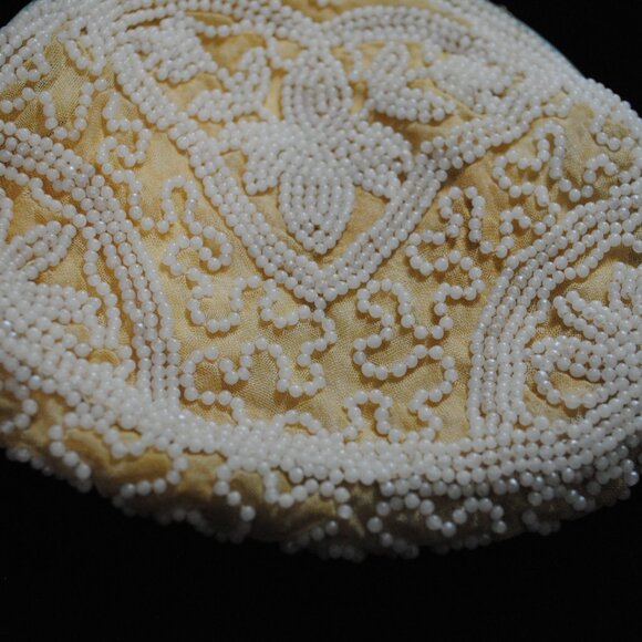 Vintage/Antique Beaded Satin Evening Purse with Unique Design - Picture 5 of 14